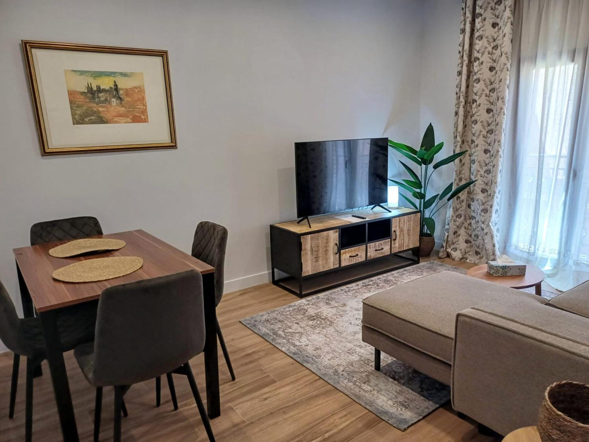 Apartamento En Toledo De Dos Habitaciones Εξωτερικό φωτογραφία